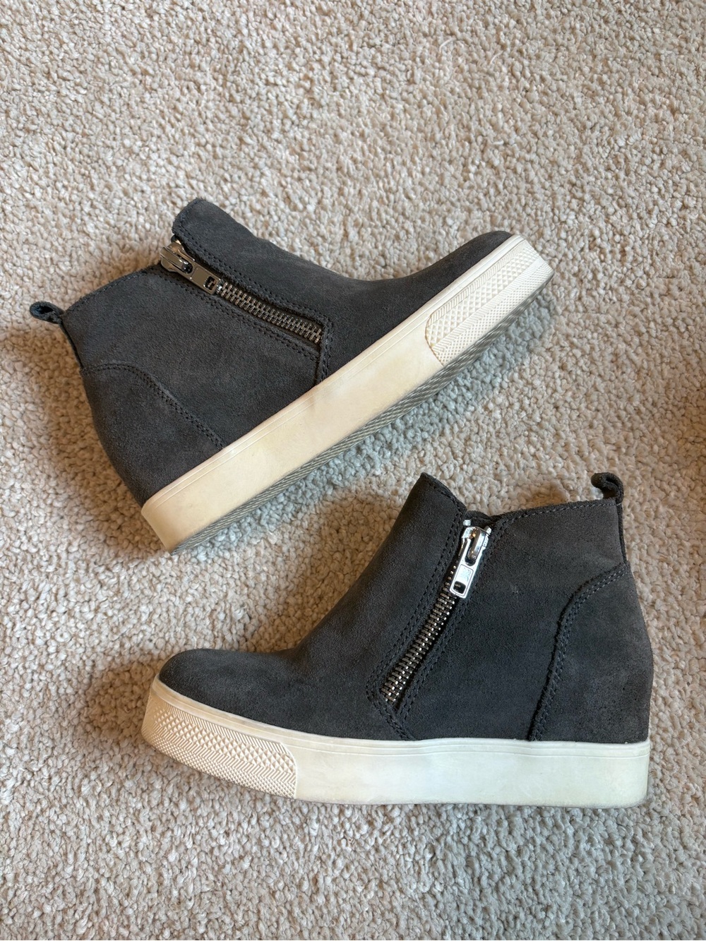 Steve Madden grey suede wedgie sneaker
